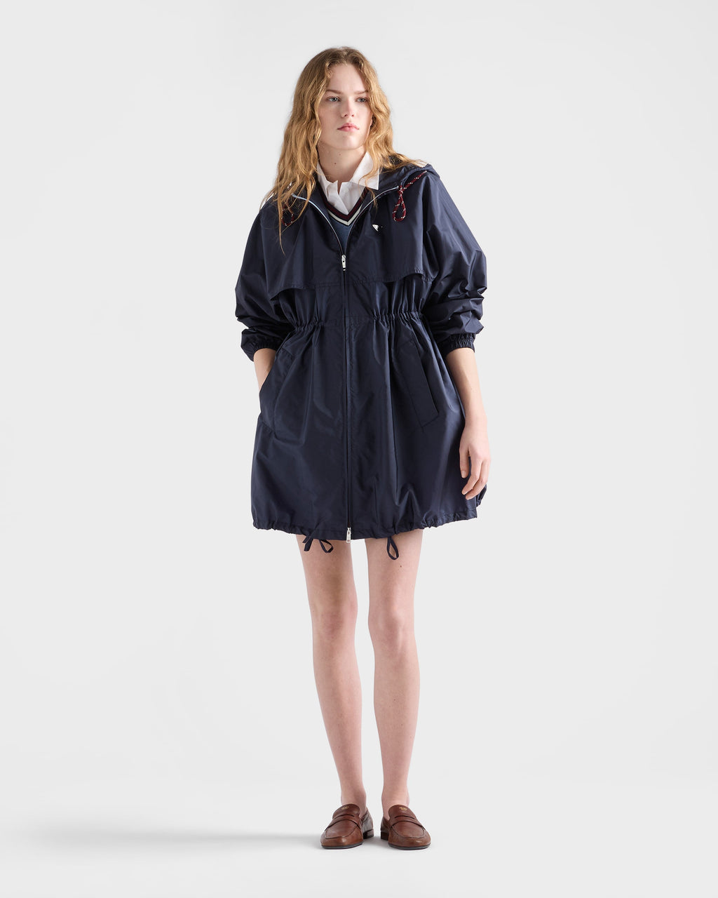 Imperméable à capuche en Re-Nylon léger - Bleu