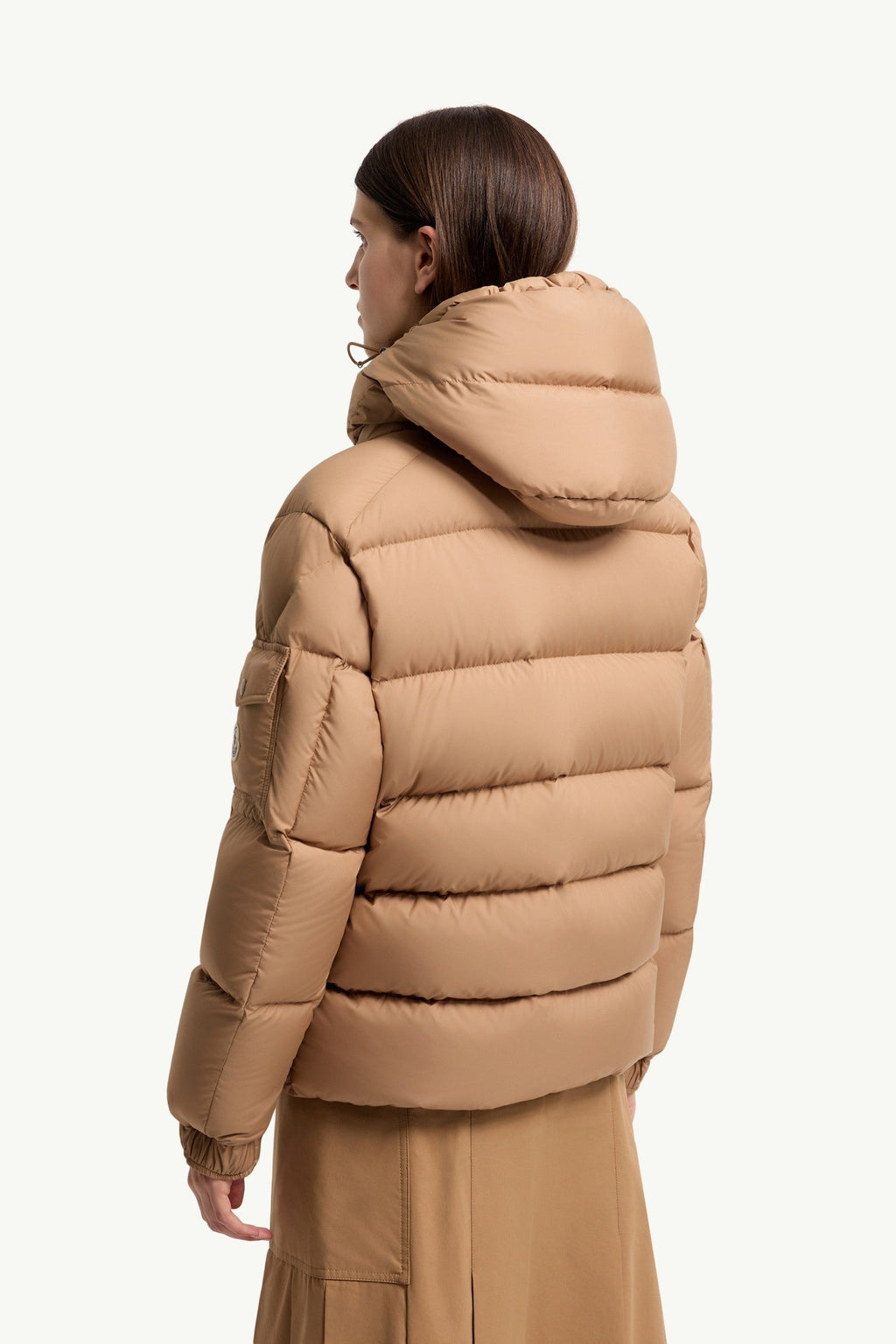 Doudoune courte à capuche Moncler Maya 70 - Beige Chameau