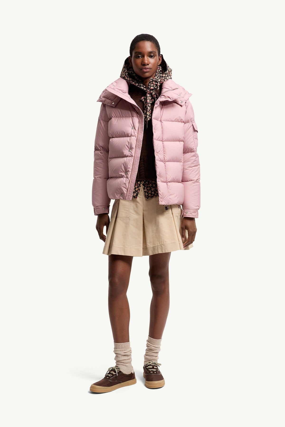Doudoune courte à capuche Moncler Maya 70 - Rose