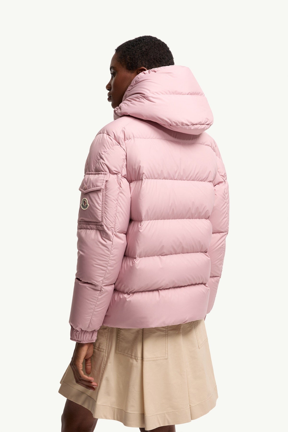 Doudoune courte à capuche Moncler Maya 70 - Rose