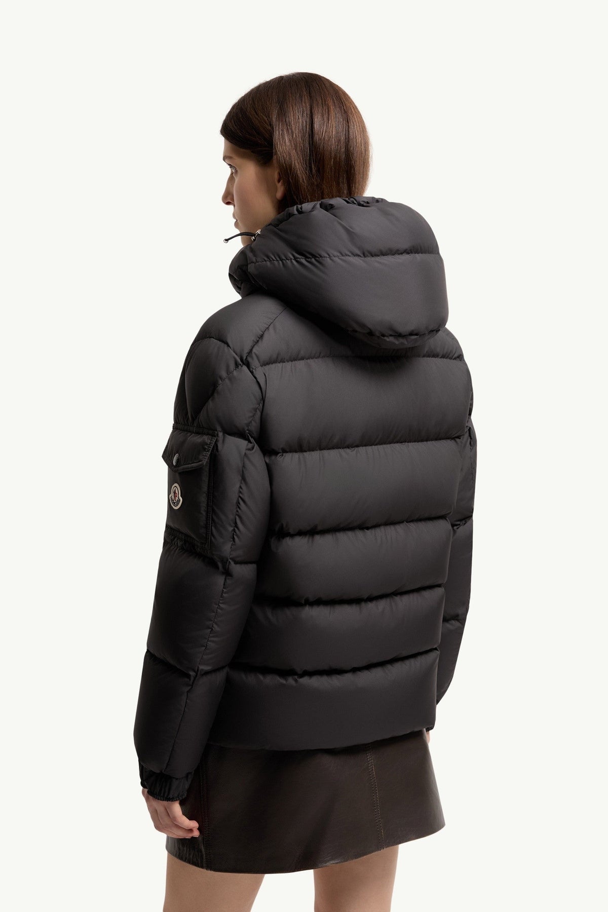 Doudoune courte à capuche Moncler Maya 70 - Noir