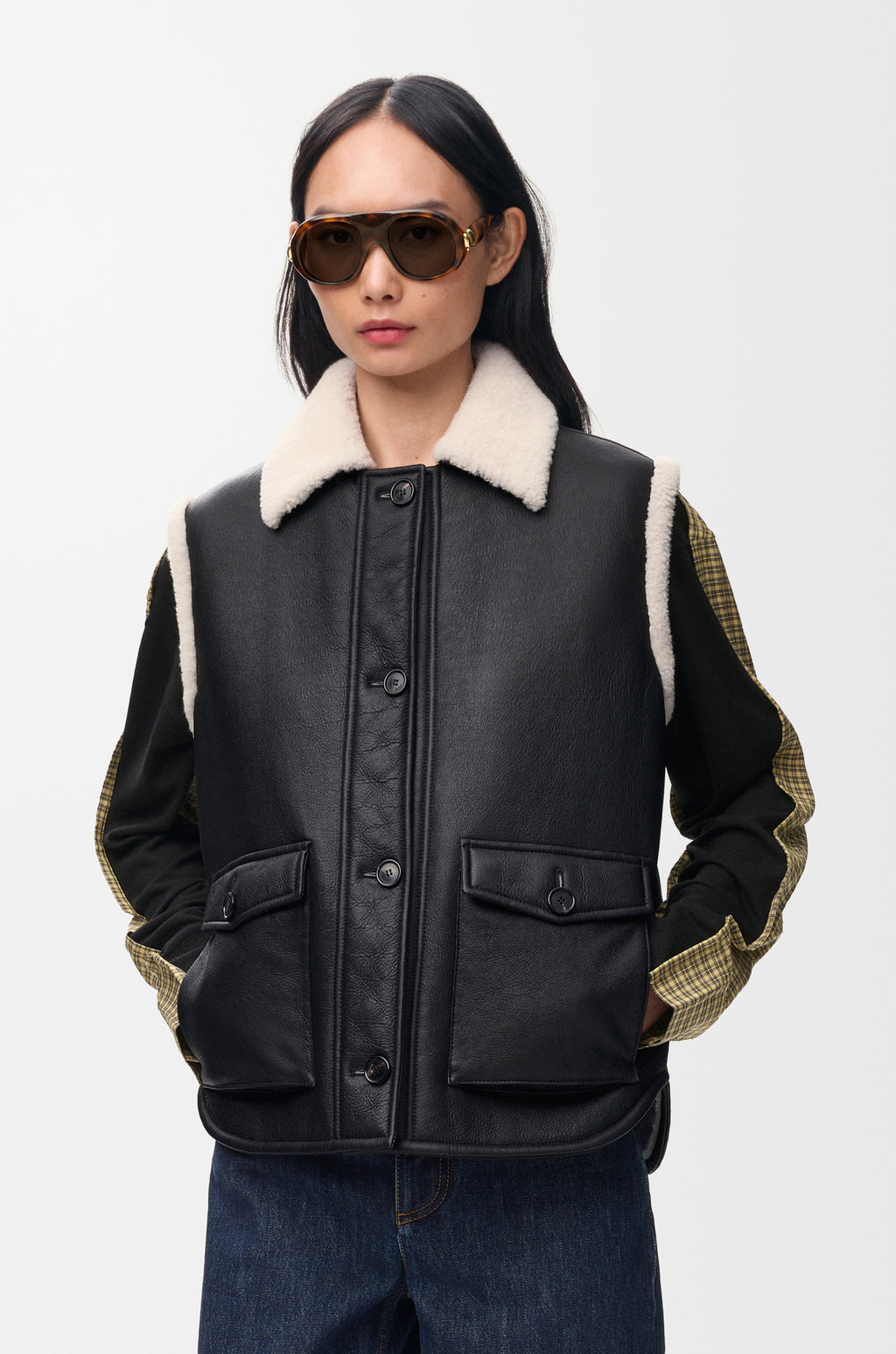 Veste sans manches en peau lainée - Noir - vue 3