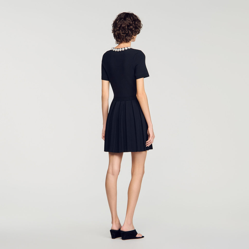 Robe courte à fleurs perlées - Noir