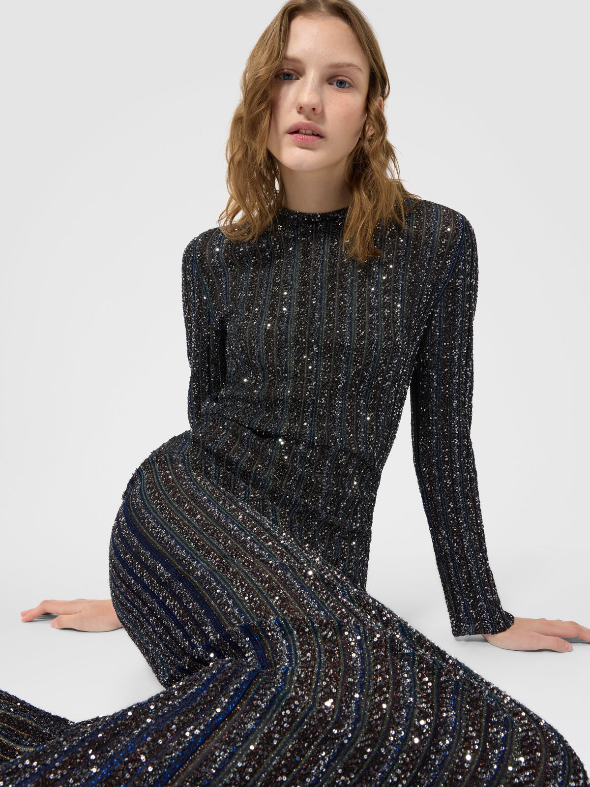 Robe longue en maille rayée col rond avec paillettes - Multicolore