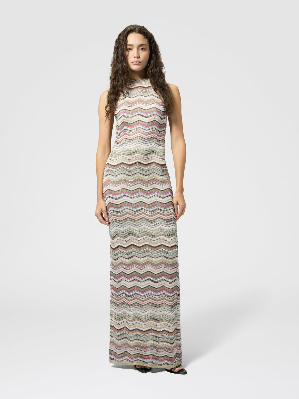 Robe longue avec encolure américaine et paillettes - Multicolore